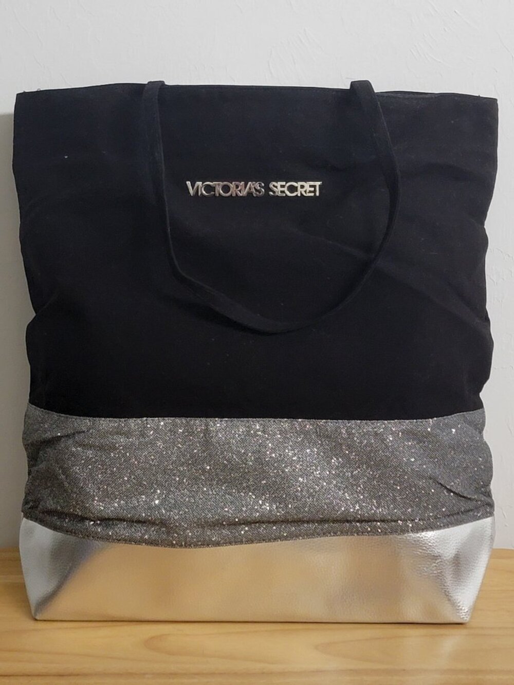 Victoria’s Secret Black Silver Glitter Metallic Large Tote Bag – Never Used